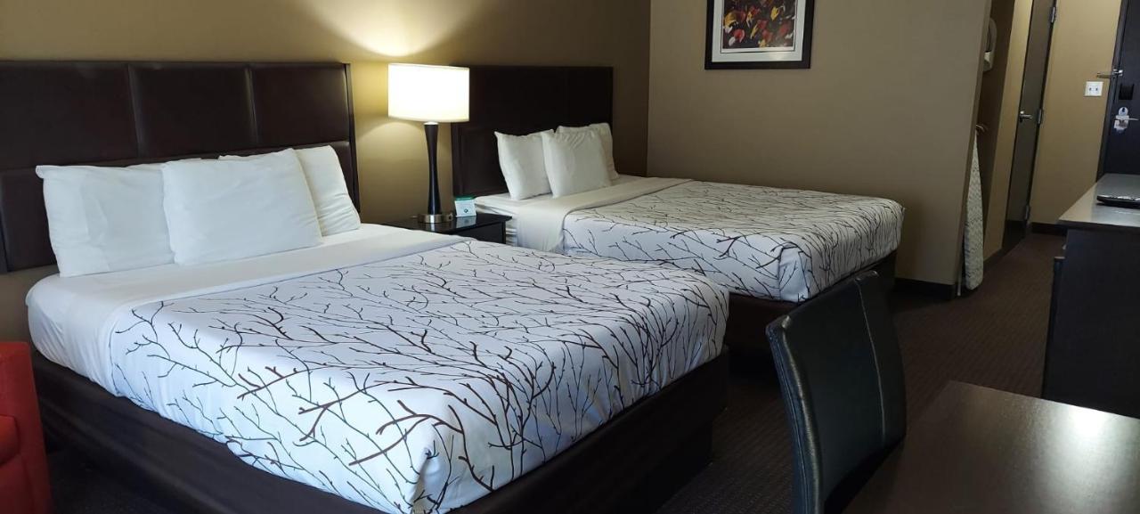 Parkwood Inn & Suites Manhattan Bagian luar foto